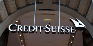 Swiss Lawmakers Criticize Government on UBS-Credit Suisse Deal
