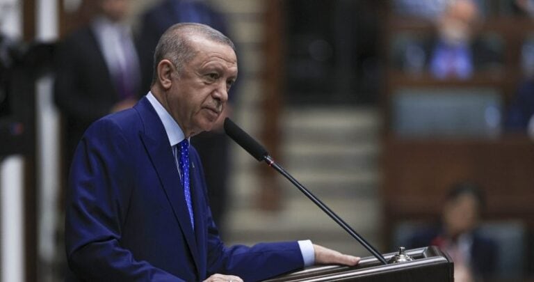 Hamas bir terör örgütü degil toprak ve vatandaslarini koruma mücadelesi veren kurtulus ve mücahitler grubudur-Erdogan