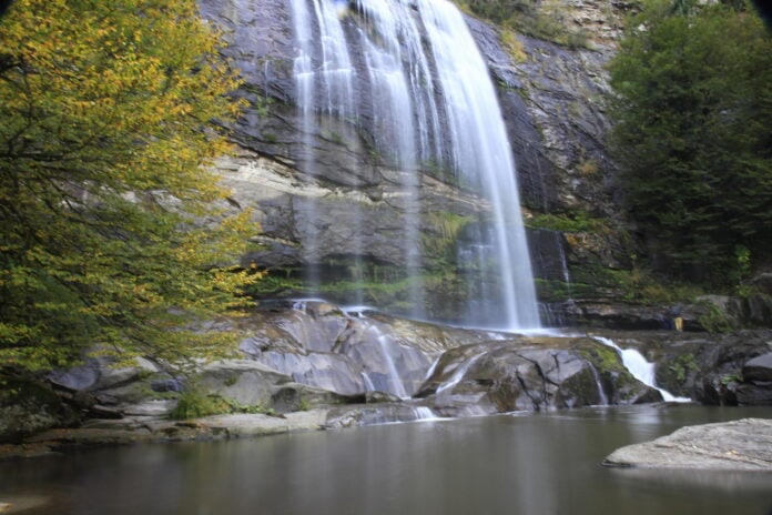 Suuctu Şelalesi Suuctu Şelalesi